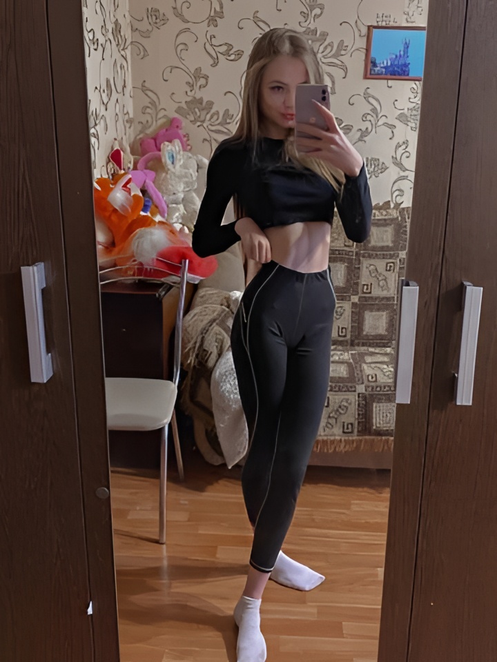 Леночка привлекательная девушка из Волоколамск цена от 5000 руб