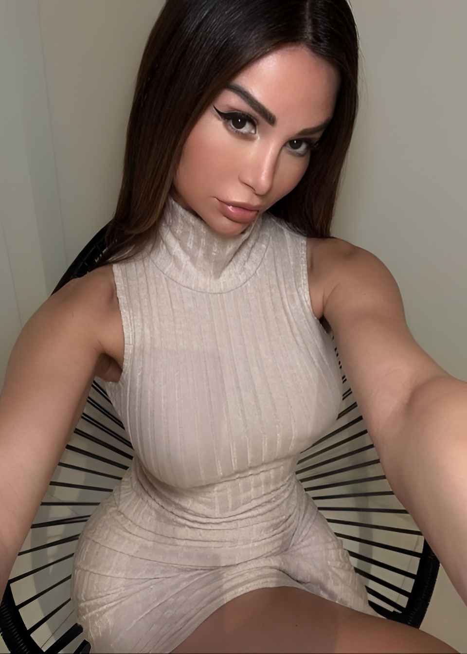 Дина привлекательная девушка из Волоколамск цена от 8000 руб